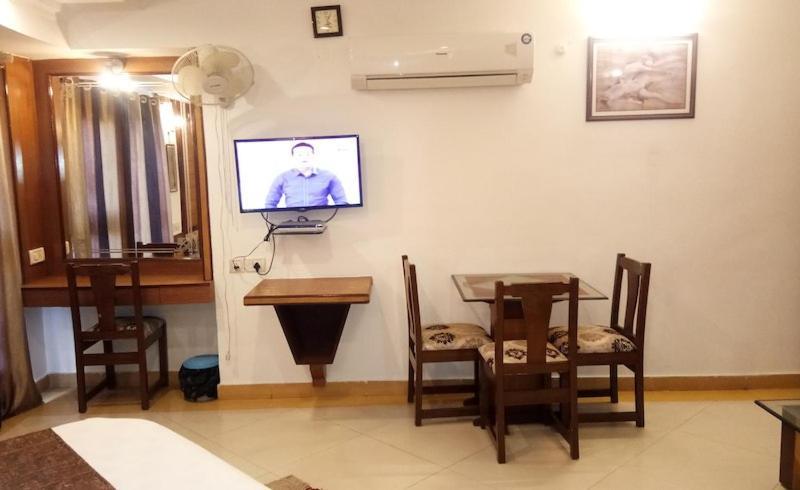 Hotel Banjara Bhopal Eksteriør bilde