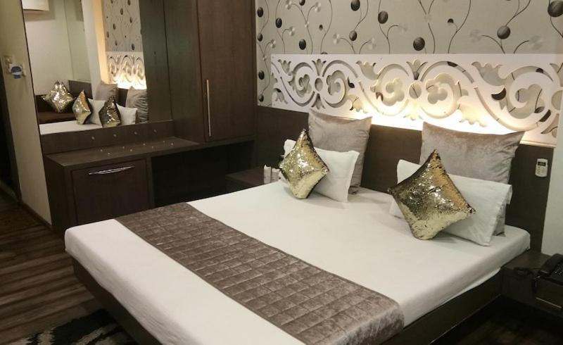 Hotel Banjara Bhopal Eksteriør bilde
